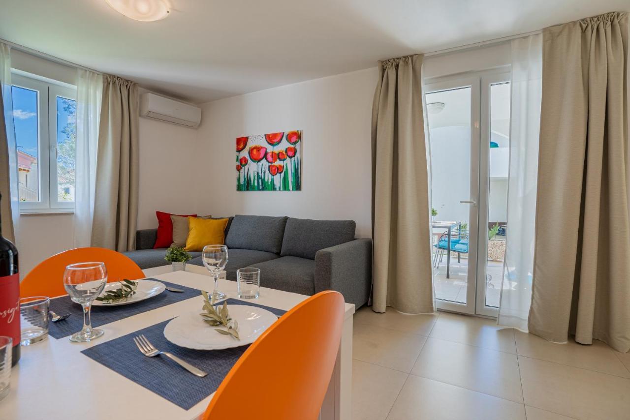 Apartments Lopari Nerezine Bagian luar foto